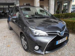 Toyota Yaris 1.5 hsd comfort+p.techno