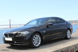 BMW 520 D sportAuto Julho/16 - à venda - Ligeiros