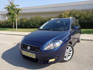  Fiat Croma 1.9 M-Jet Emotion 150cv 5p (Preço com 1 ano