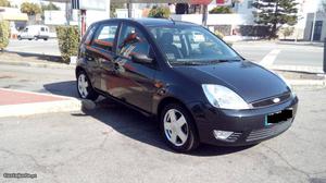 Ford Fiesta 1.4 TDCI Julho/03 - à venda - Ligeiros