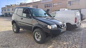 Nissan Terrano 2.7 TDI - 79mil km Março/03 - à venda -