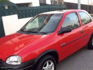 Opel Corsa 1.2 SWING Maio/95 - à venda - Ligeiros