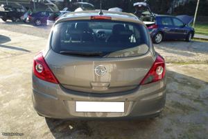 Opel Corsa C/Iva - GO - GPS Outubro/14 - à venda - Ligeiros