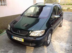 Opel Zafira Elegance V Abril/01 - à venda -