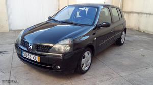 Renault Clio 1.5 DCI 80 CV Julho/04 - à venda - Ligeiros