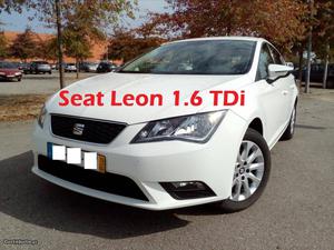 Seat Leon 1.6 TDi Style Abril/13 - à venda - Ligeiros
