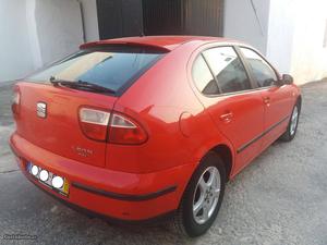 Seat Leon 1.9 tdi Dezembro/00 - à venda - Ligeiros