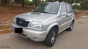 Suzuki Grand Vitara 2.0 TD 4X4 Setembro/00 - à venda -