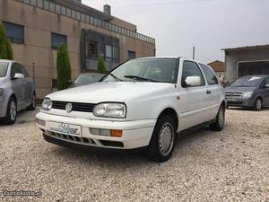 VW Golf 1.9 TD van Dezembro/95 - à venda - Comerciais /