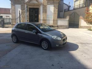 Fiat Grande Punto 1.3 multijet Junho/06 - à venda -