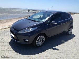 Ford Fiesta Titanium Outubro/10 - à venda - Ligeiros