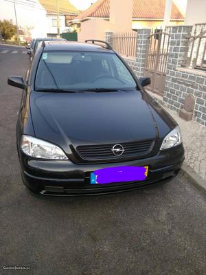 Opel Astra v Centenário Março/99 - à venda -