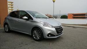 Peugeot  PureTech Style Maio/16 - à venda - Ligeiros