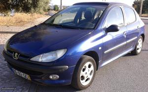Peugeot cc,xs,5-portas Agosto/00 - à venda -