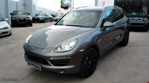 Porsche Cayenne S Hybrid Setembro/10 - à venda - Monovolume