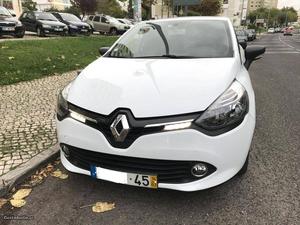 Renault Clio 1.5 DCi Março/14 - à venda - Ligeiros