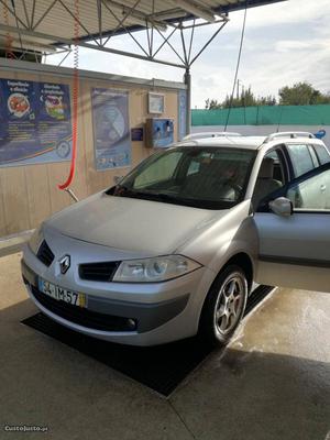 Renault Mégane dci 105cavalos Março/07 - à venda -