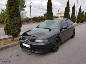 Seat Leon 110cv Dezembro/02 - à venda - Ligeiros