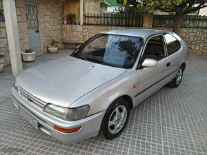 Toyota Corolla starvan 2.0d Março/93 - à venda -