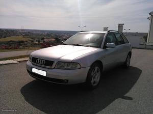 Audi A4 1.9 TDi Avant Sport Janeiro/98 - à venda - Ligeiros