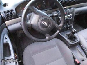 Audi A4 Carrinha Junho/98 - à venda - Ligeiros Passageiros,