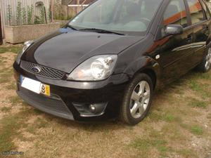 Ford Fiesta 1.25 Titaniun 30m km Outubro/07 - à venda -