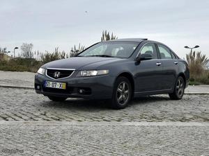 Honda Accord 2.2 i-cdti Abril/04 - à venda - Ligeiros