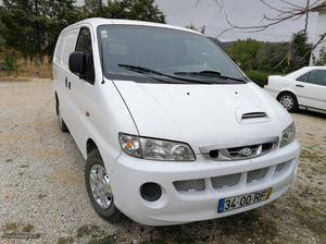 Hyundai H-1 2.5 td Abril/01 - à venda - Comerciais / Van,