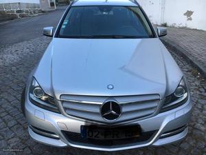 Mercedes-Benz C 220 Avangard Dezembro/11 - à venda -