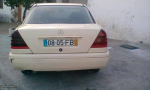 Mercedes-Benz C  Março/95 - à venda - Ligeiros