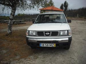 Nissan Pick Up 5 lugares Março/99 - à venda - Pick-up/