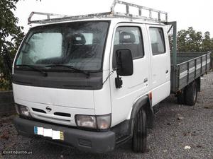 Nissan cabstar Janeiro/06 - à venda - Comerciais / Van,