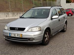 Opel Astra Caravan 1.4i Club Maio/01 - à venda - Ligeiros