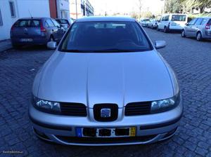 Seat Toledo 1.9 TDI 110CV C/NOVO Outubro/01 - à venda -