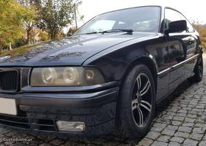 BMW 318 is coupe e36 Novembro/93 - à venda - Ligeiros