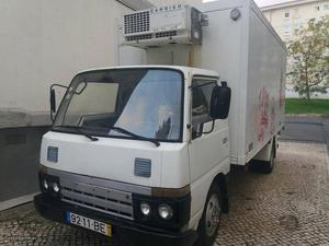 Nissan 120 Cabstar 3.5 Frigorífica Outubro/92 - à venda -