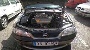 Opel Vectra V Junho/96 - à venda - Ligeiros