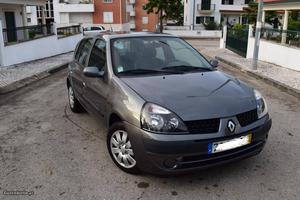 Renault Clio 1.2 GPL Junho/01 - à venda - Ligeiros