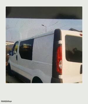 Renault Trafic diesel Outubro/08 - à venda - Ligeiros