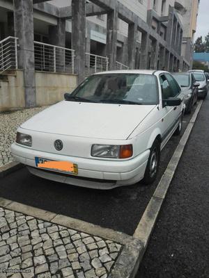 VW Passat Troco 1.9D Outubro/94 - à venda - Ligeiros
