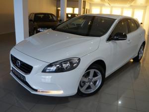 Volvo V D2 Momentum