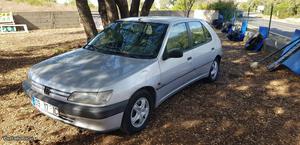 Peugeot 306 xs 1.9D 5 lugares Março/97 - à venda -