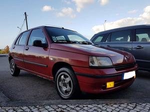 Renault Clio 1.2 C/d.a ipo  Agosto/93 - à venda -