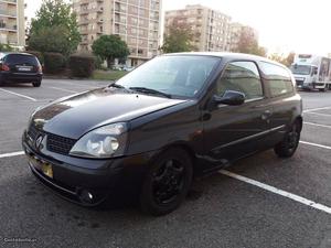 Renault Clio 1.5dci com A/c Julho/02 - à venda - Comerciais