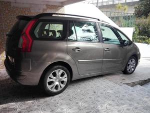 Citroën C4 Grand Picasso 1.6 HDi sinistrado Março/08 - à