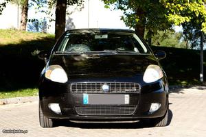Fiat Grande Punto 1.3 Multijet Active Janeiro/06 - à venda