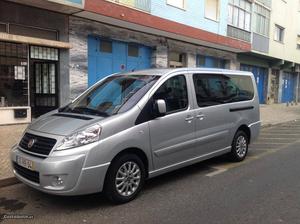 Fiat Scudo Panoramic Julho/16 - à venda - Ligeiros