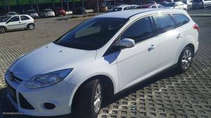 Ford Focus 1.6 TDci Eco Maio/13 - à venda - Ligeiros