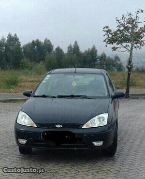 Ford Focus 1.8 TDCI Março/04 - à venda - Ligeiros