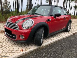 MINI Cooper diesel Fevereiro/14 - à venda - Ligeiros